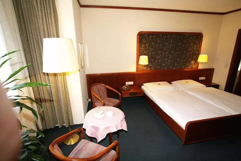 Отель Am Schelztor