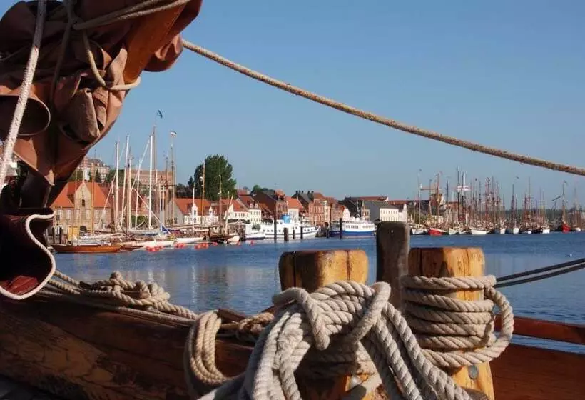 Отель Am Wasserturm