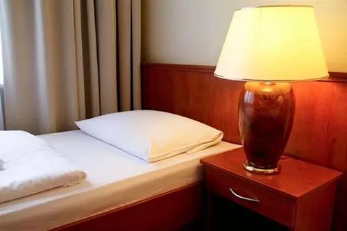 Olivaer Apart  Am Kurfuerstendamm