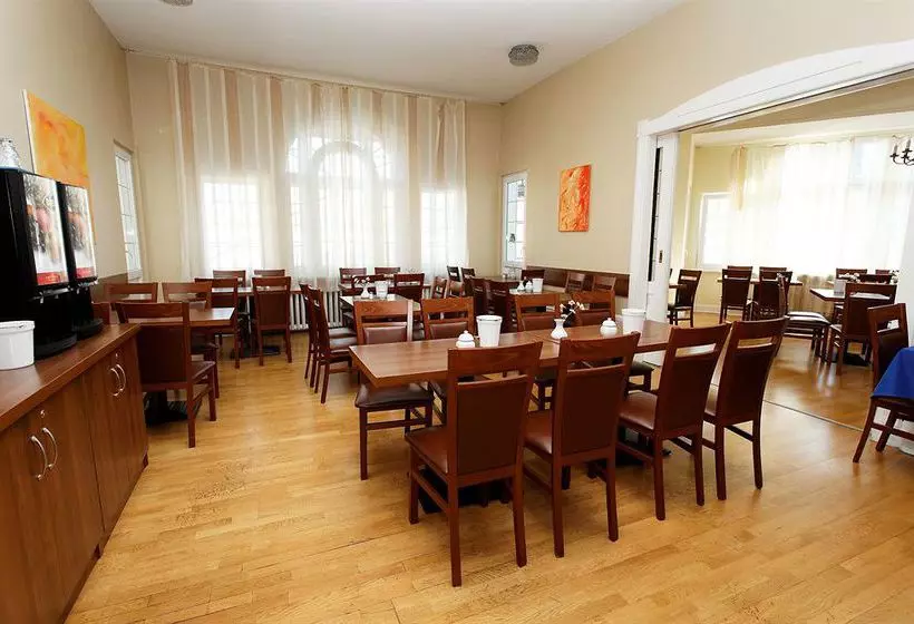 Olivaer Apart  Am Kurfuerstendamm