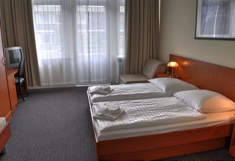 Olivaer Apart  Am Kurfuerstendamm