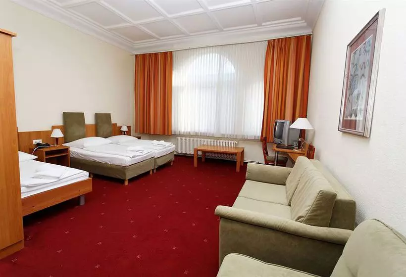 Olivaer Apart  Am Kurfuerstendamm