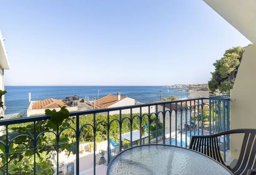 فندق Agia Markella