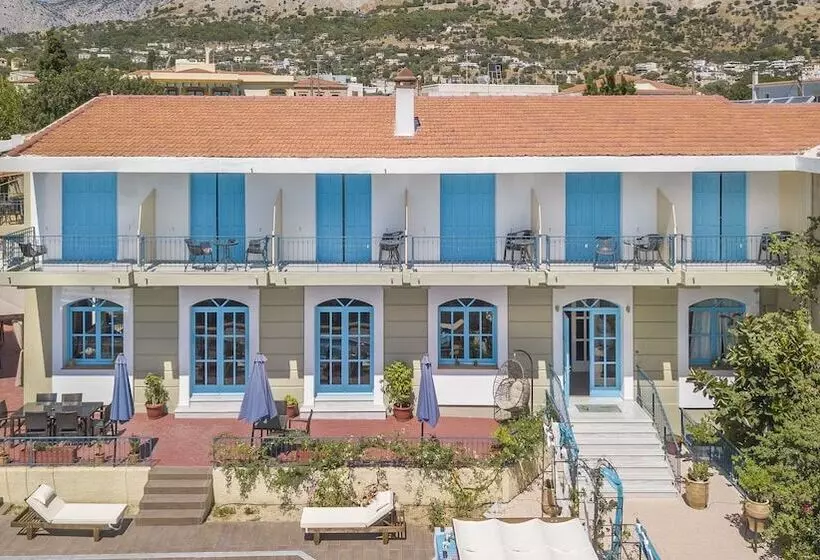 فندق Agia Markella