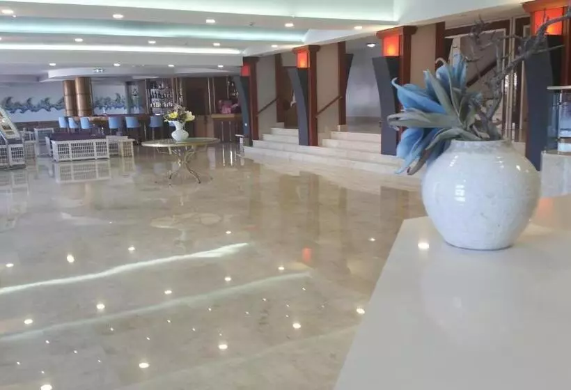 בית מלון כפרי Belair Beach