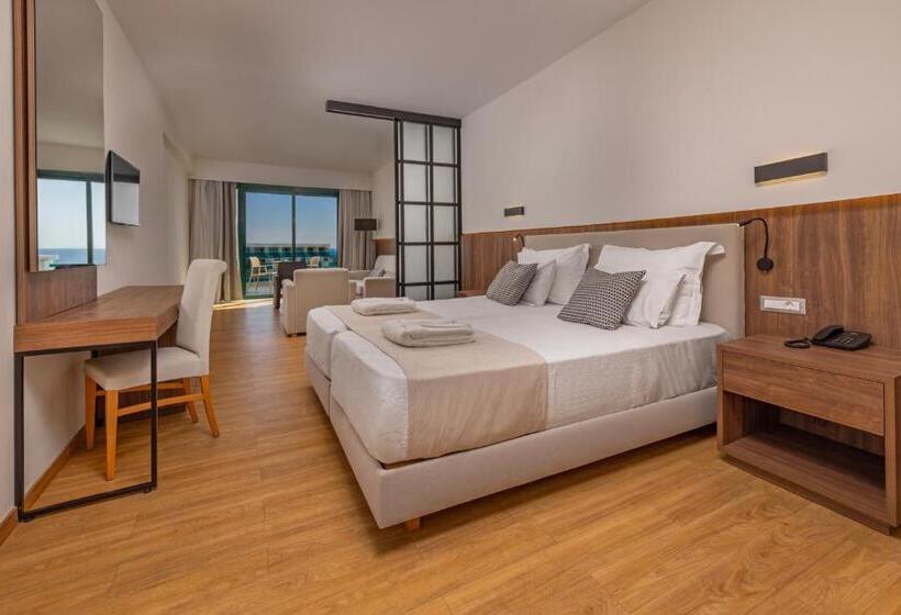 酒店 Calypso Palace