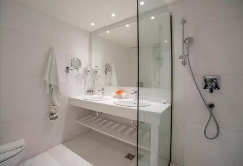 ホテル Ibiscus Corfu