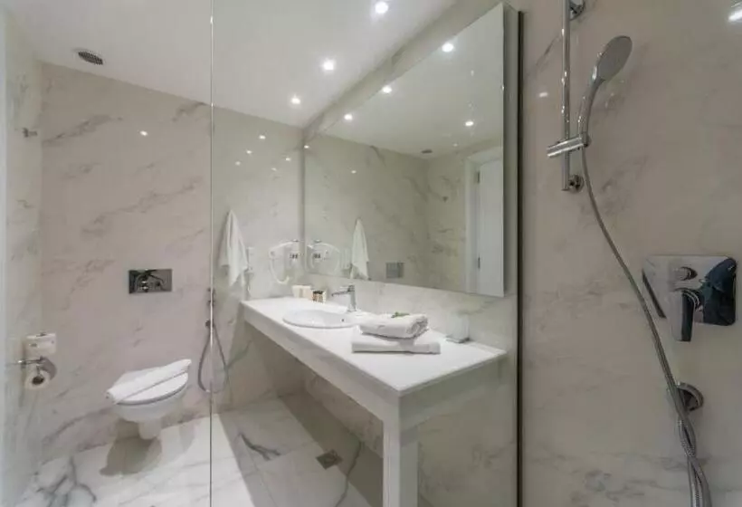 ホテル Ibiscus Corfu