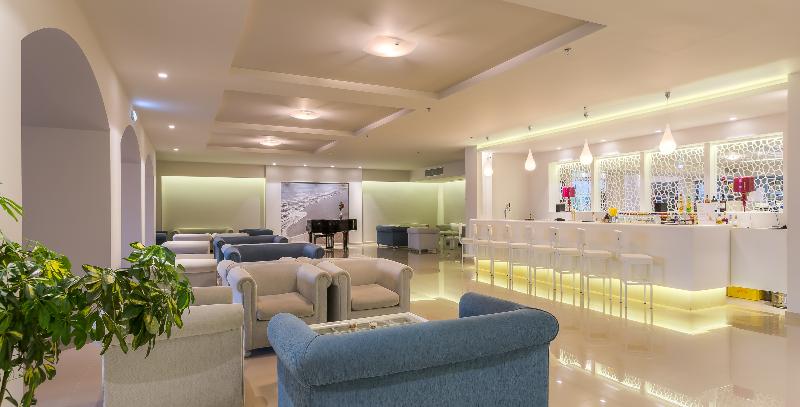 호텔 The Aeolos Beach