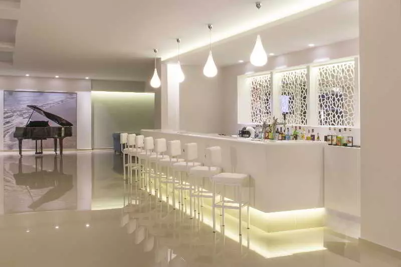 Hotell The Aeolos Beach