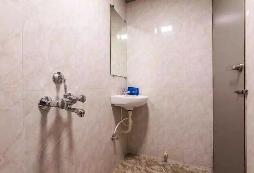 Hotelli Krishna Avtar Service Apartment