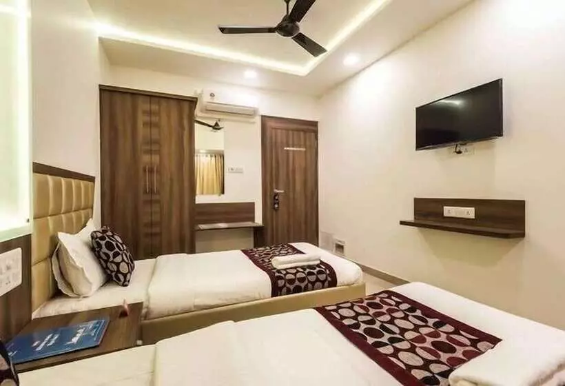 Hotelli Krishna Avtar Service Apartment