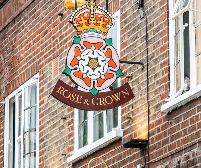 Hostel Publove @ The Rose & Crown