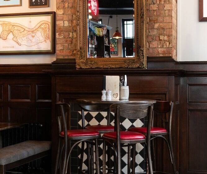 Hostel Publove @ The Rose & Crown