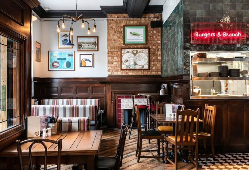 Hostel Publove @ The Rose & Crown