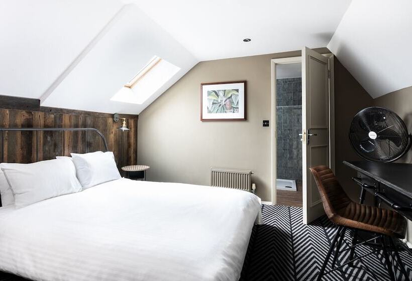 Hostel Publove @ The Rose & Crown