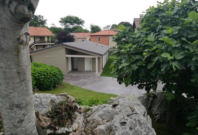 Apartamentos La Encina