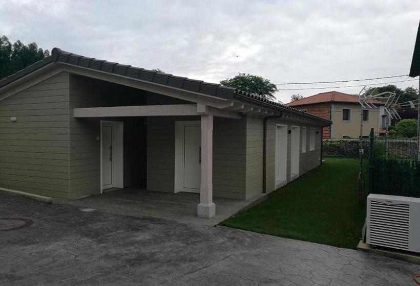 Apartamentos La Encina