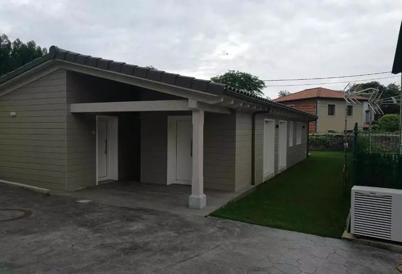 Apartamentos La Encina