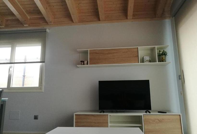 Apartamentos La Encina