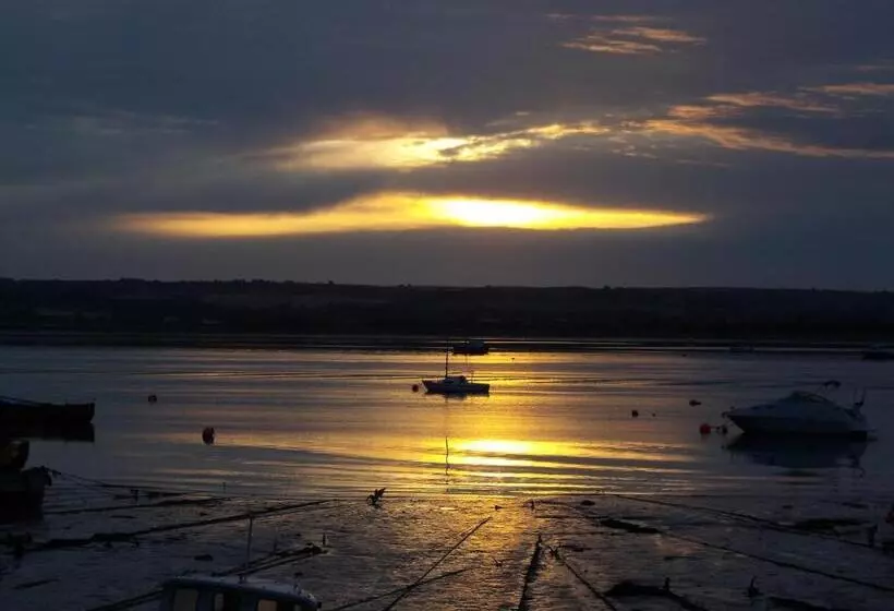 Aherne S Townhouse Hotel And Seafood Restaurant