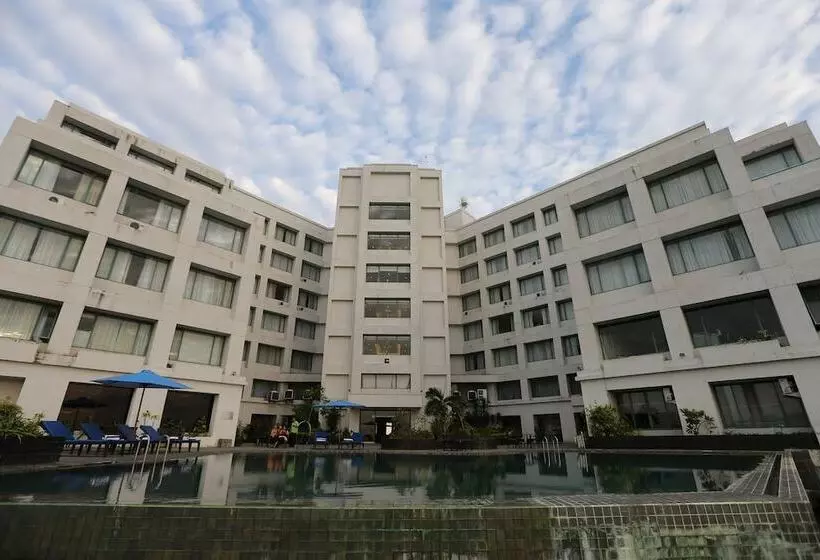 호텔 Aryaduta Manado