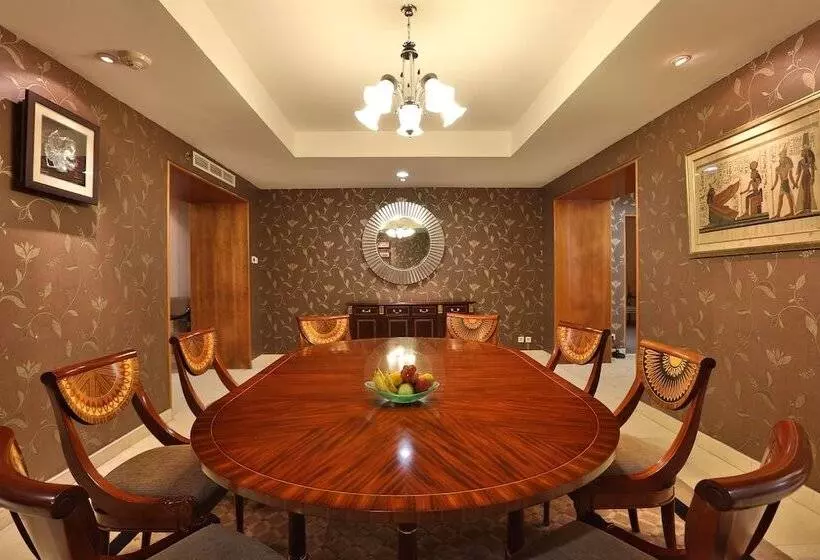 호텔 Aryaduta Manado