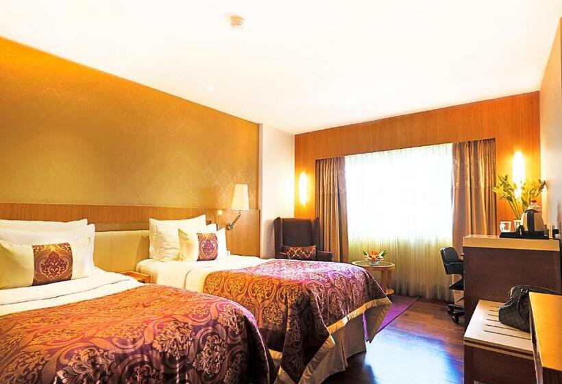 هتل Bawa International