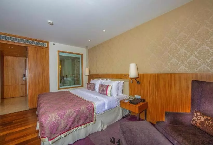 هتل Bawa International