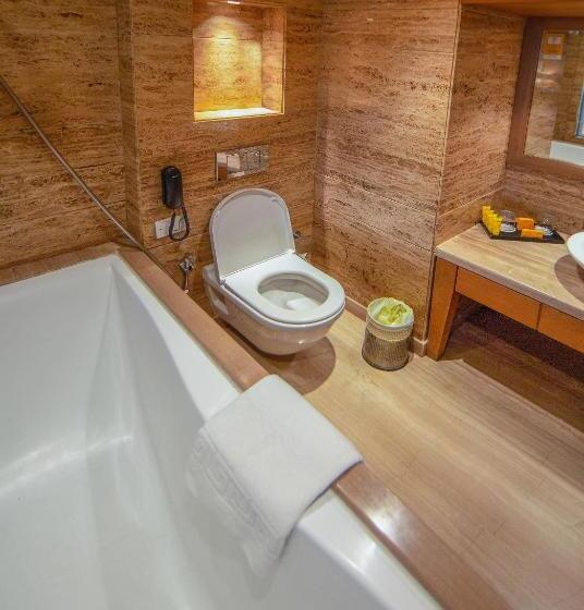 هتل Bawa International