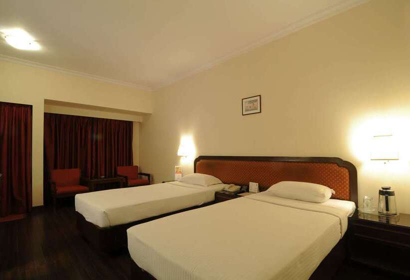Hotel Quality Inn Regency, Nashik