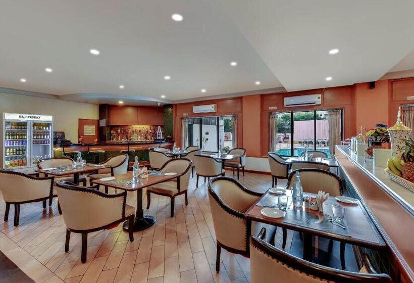 Hotel Quality Inn Regency, Nashik