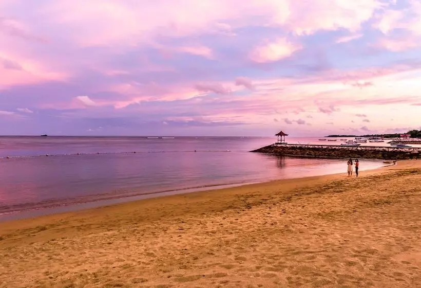 Курорт Nikko Bali Benoa Beach