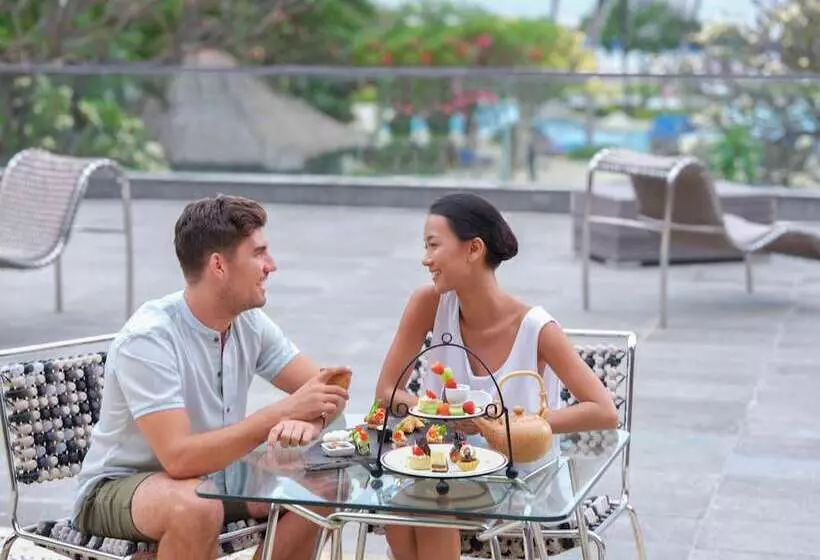 Курорт Nikko Bali Benoa Beach