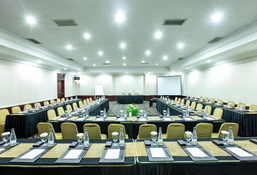 Singgasana Hotel Surabaya