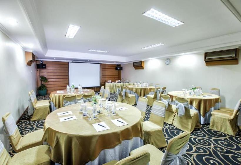 Singgasana Hotel Surabaya