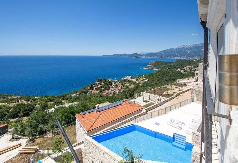 Olive Resort