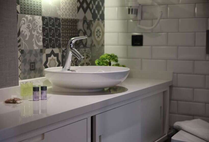 בית מלון כפרי Roomers Nisantasi