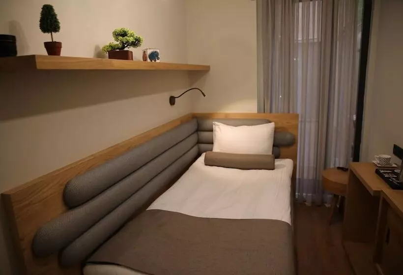 ホテル Roomers Nisantasi