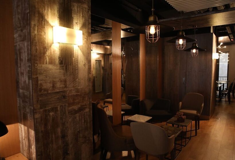 בית מלון כפרי Roomers Nisantasi