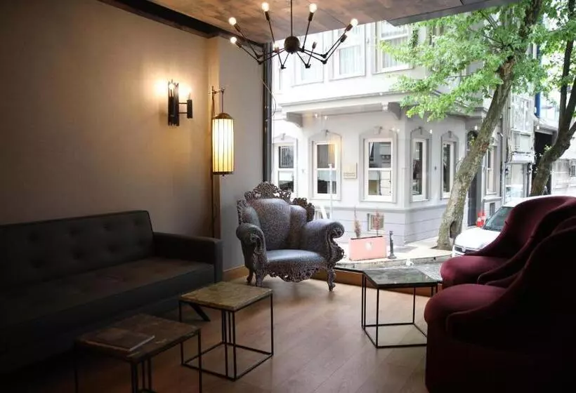 ホテル Roomers Nisantasi