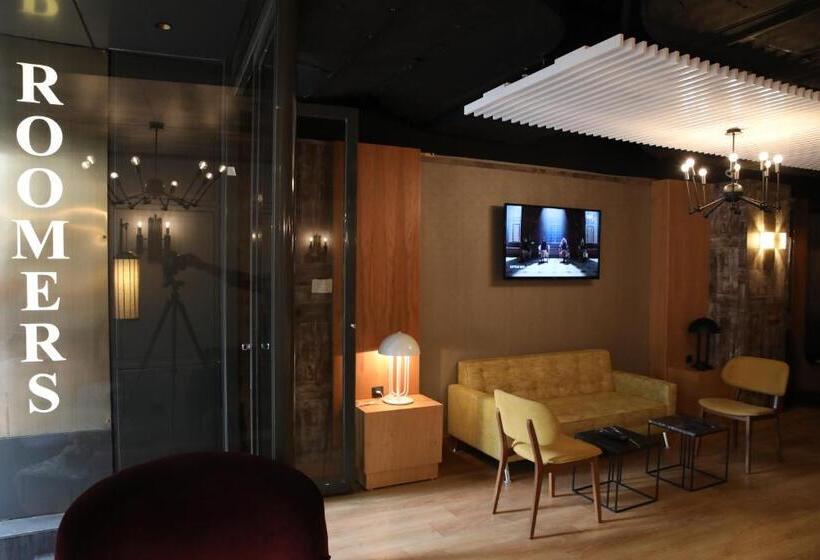 בית מלון כפרי Roomers Nisantasi