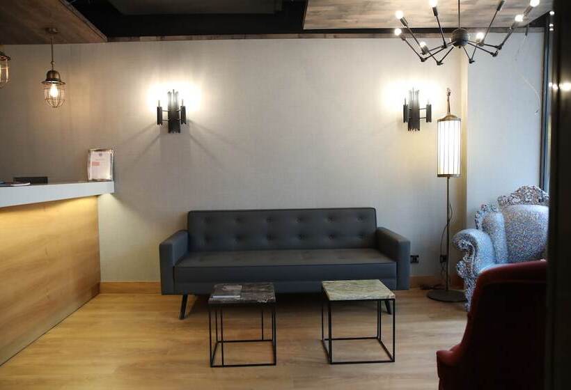 בית מלון כפרי Roomers Nisantasi