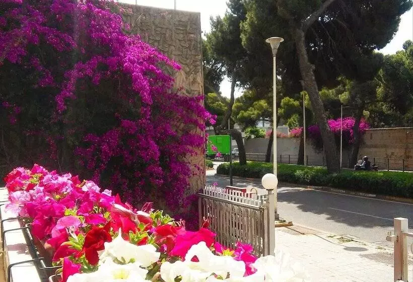 住宿加早餐 Affittacamere Villa Arazurrina