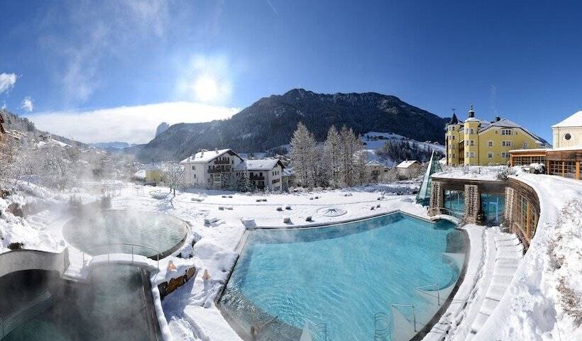 בית מלון כפרי Adler Spa Resort Dolomiti