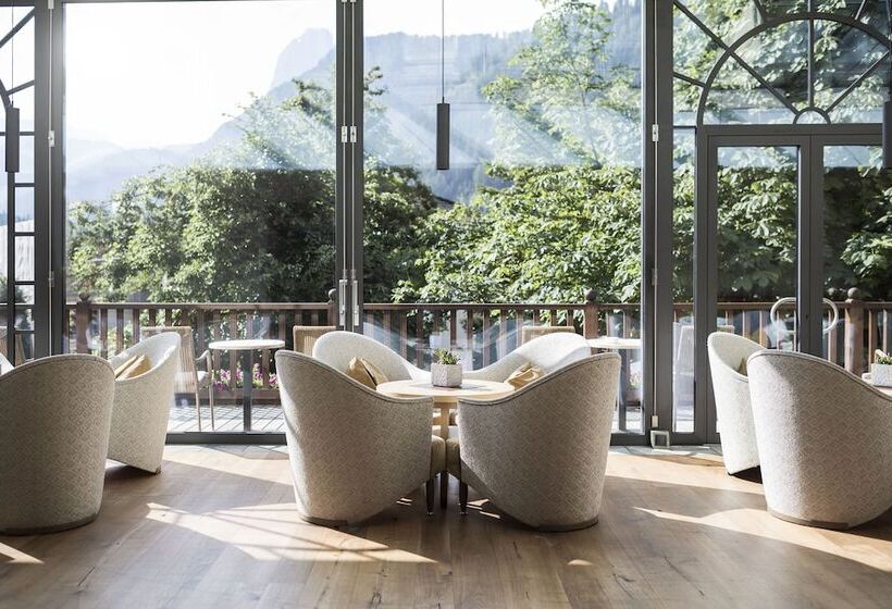 בית מלון כפרי Adler Spa Resort Dolomiti