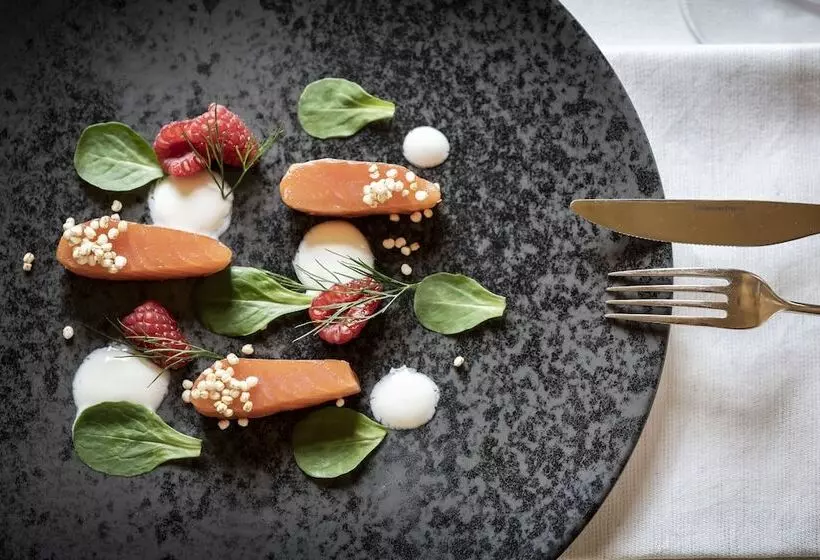 Отель Adler Spa Resort Dolomiti