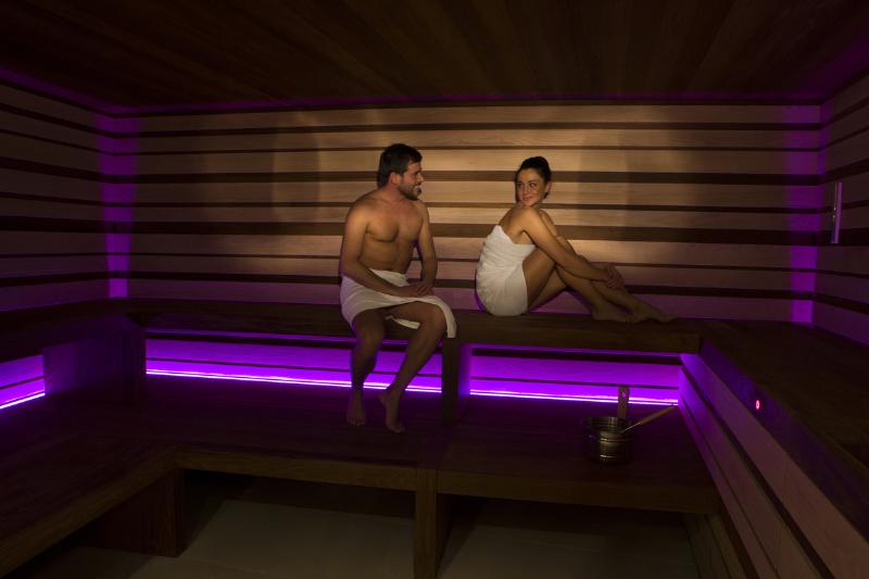 בית מלון כפרי Astoria