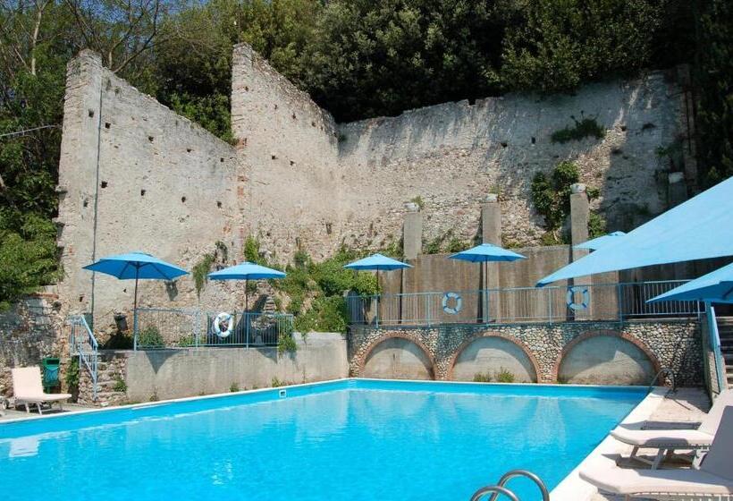 בית מלון כפרי Broglia