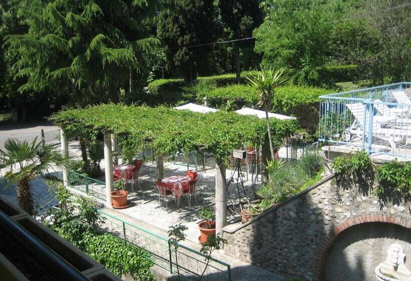 בית מלון כפרי Broglia